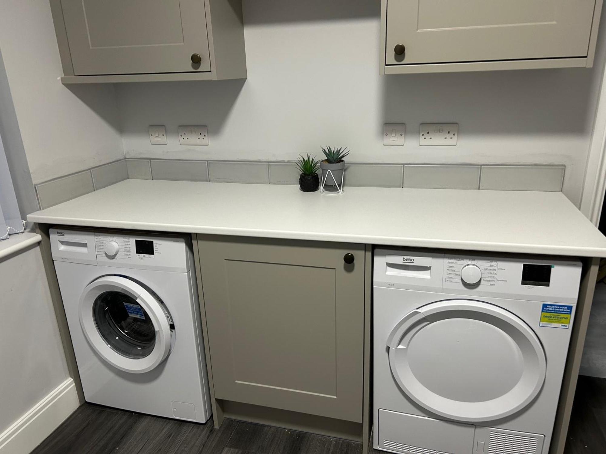 Beachfront Apartment 3 Bedrooms Sleeps 7 - Gateway To The Lake District - Newly Refurbished Morecambe Eksteriør billede